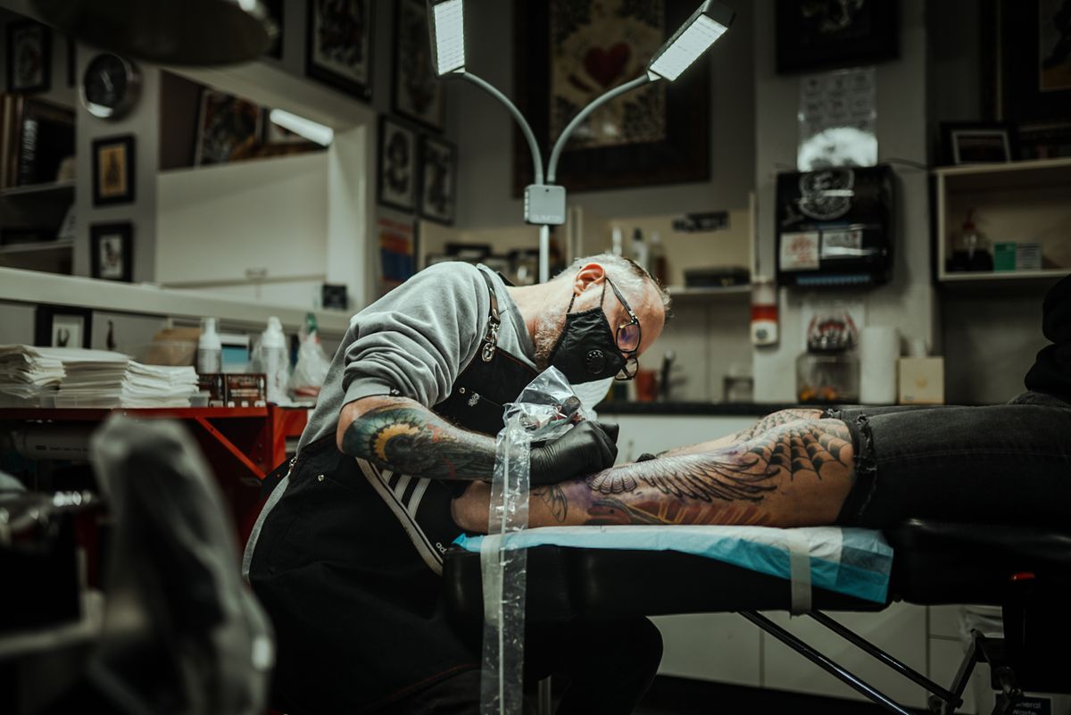 Interior del estudio de tatuajes